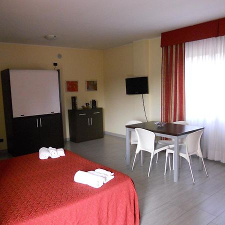 גרבניאטה מילנזה Residence San Prospero חדר תמונה