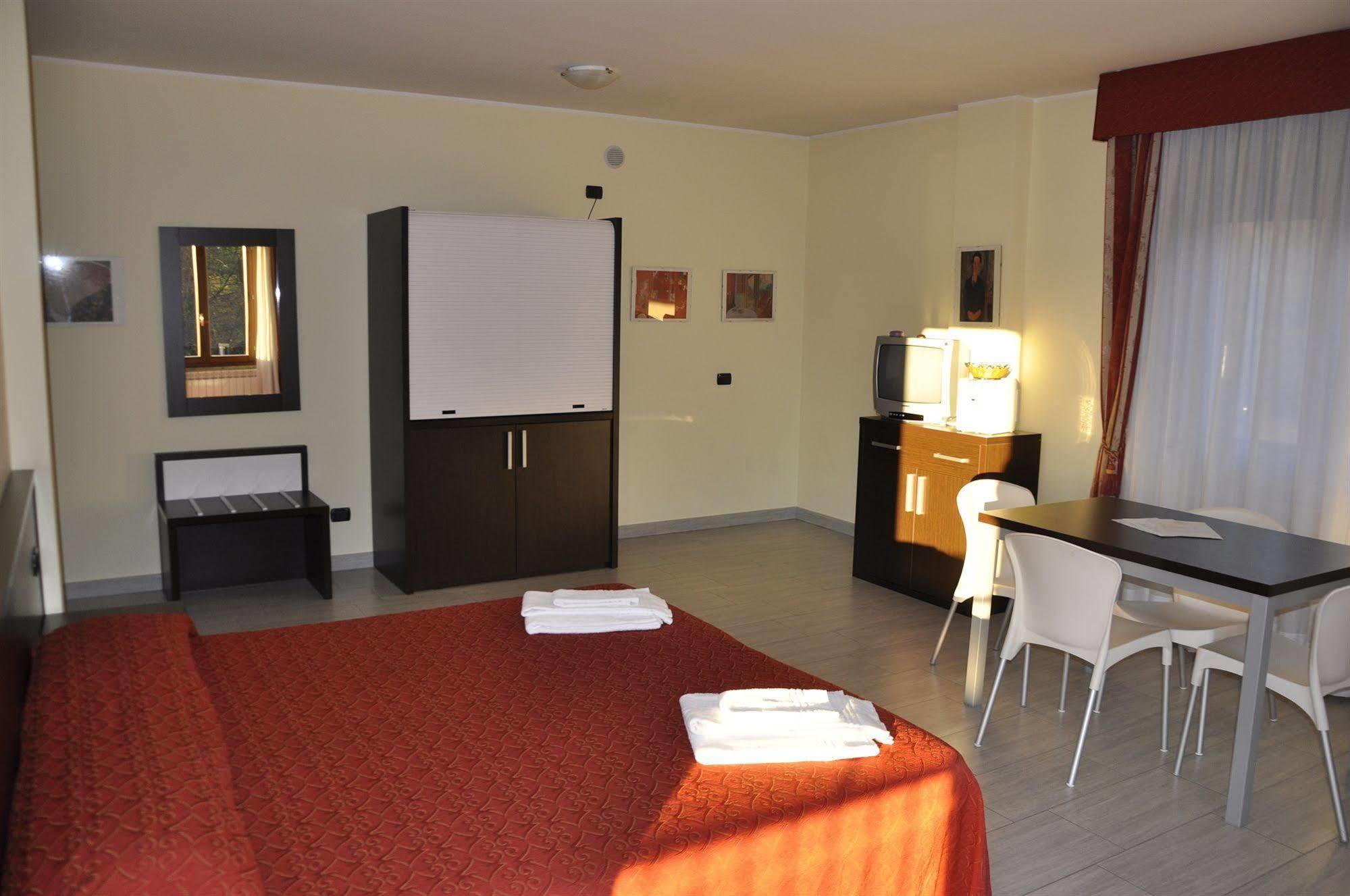 גרבניאטה מילנזה Residence San Prospero מראה חיצוני תמונה